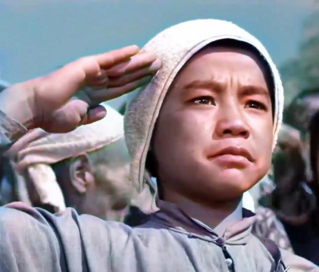 安吉斯在《小兵张嘎》中扮演嘎子王玉珍是我国著名歌剧演员,女高音