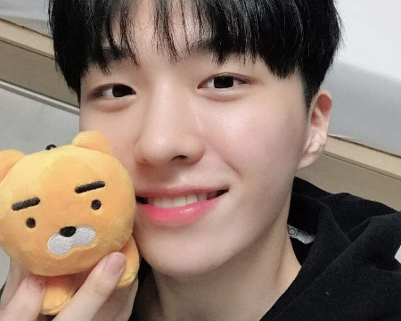 经常发自拍的男生基本上是这3种人说中可别急眼