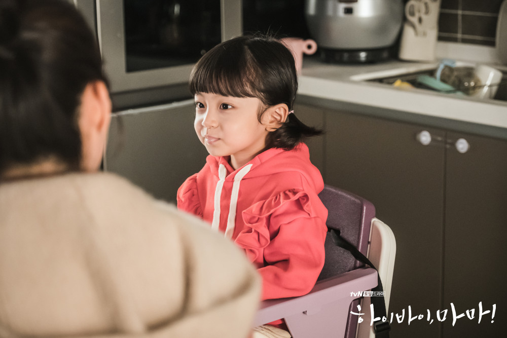 金泰熙主演韩剧你好妈妈再见惹争议让小男孩扮演女生引发网友批评