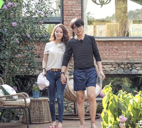 郎朗|他是天才钢琴家郎朗人生道路上最大的黑粉，差点将其逼疯！