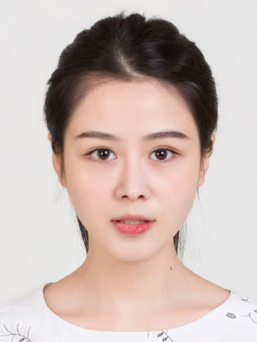 女生拍证件照时记住这3个小心机马上拍出女神照