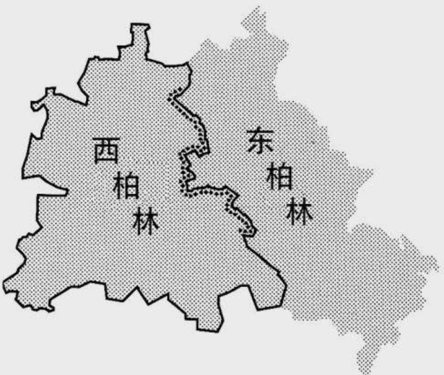 一夜而起的柏林墙致亲人分离28年在它倒下的那晚有多少双手拼尽全力