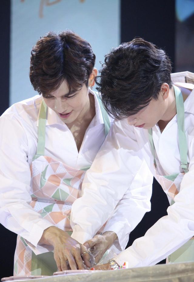 盘点泰腐剧中的小鲜肉cp哪一对是你的最爱