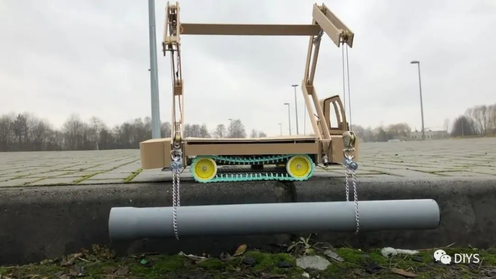 创意手工diy小型玩具运输吊车的制作方法