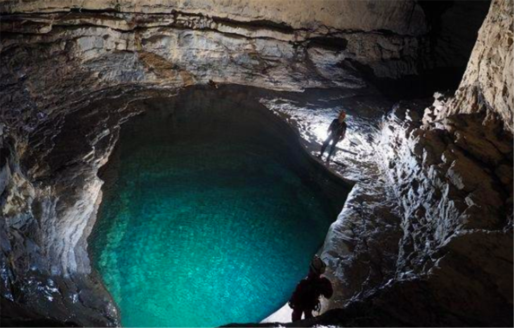 在农村打水井,老人们常说打到"阴河"水抽不完,真的有"阴河"吗?