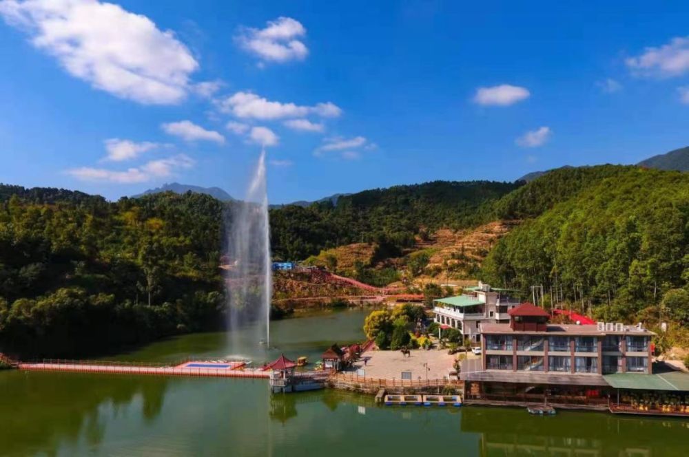 平和靈通風景區平和蔡家堡平和印象半徑南靖紫雲山莊春光大好,新綠萌