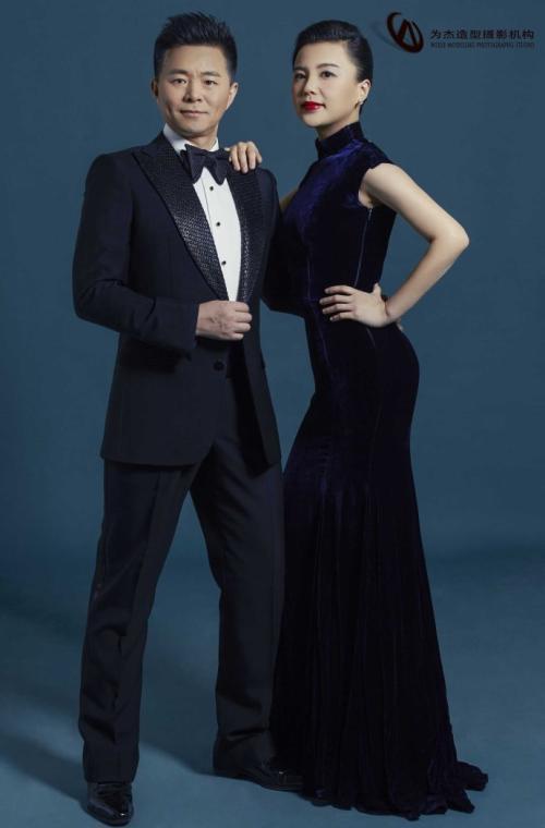 2010年5月刘和刚与世界小姐战扬在北京举行婚礼,他们结识3个月零3天就