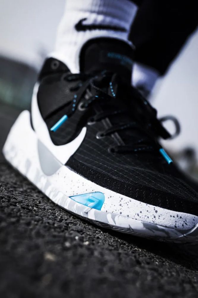 脚感就是爽杜兰特kd13抢先上脚气垫配置前所未有