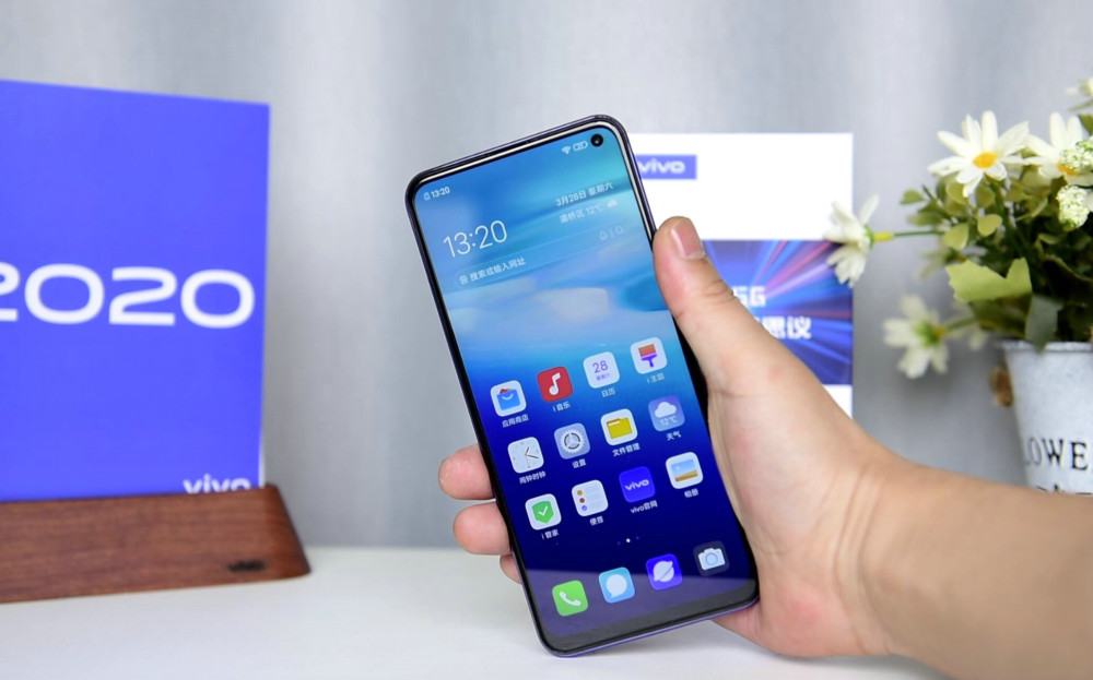 实用性评测超小开孔双模5gvivoz6带你享受全民5g网络