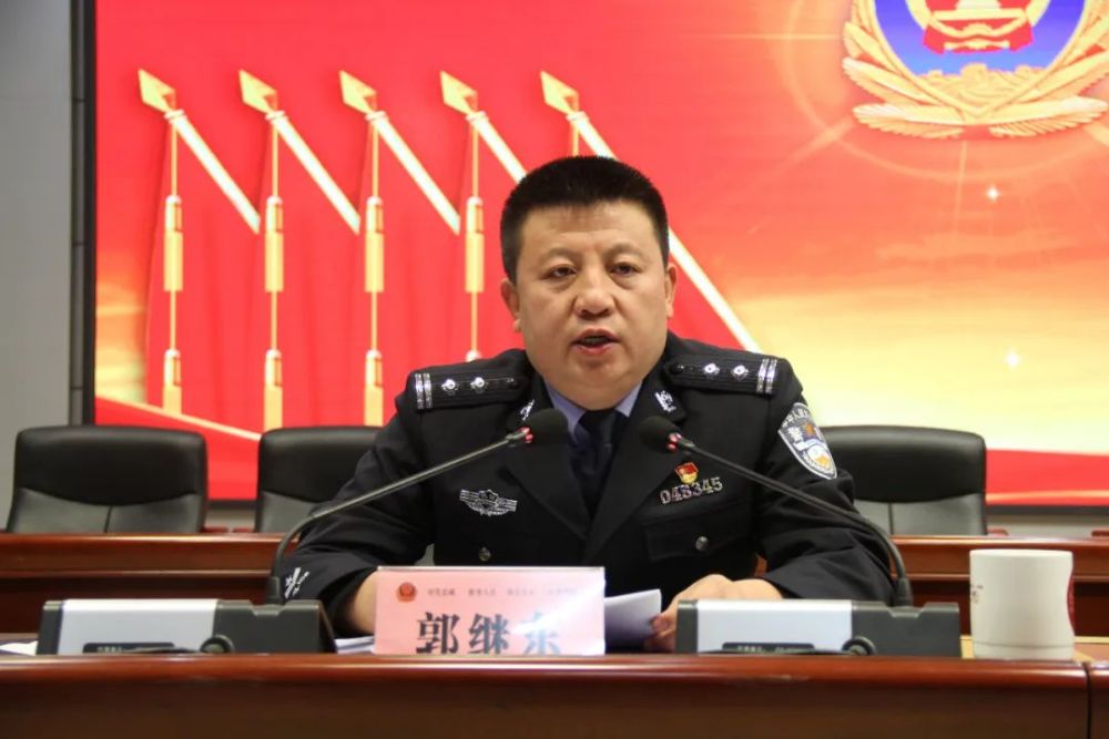 张合平在充分肯定2019年公安工作的同时,客观的指出了公安局发展建设