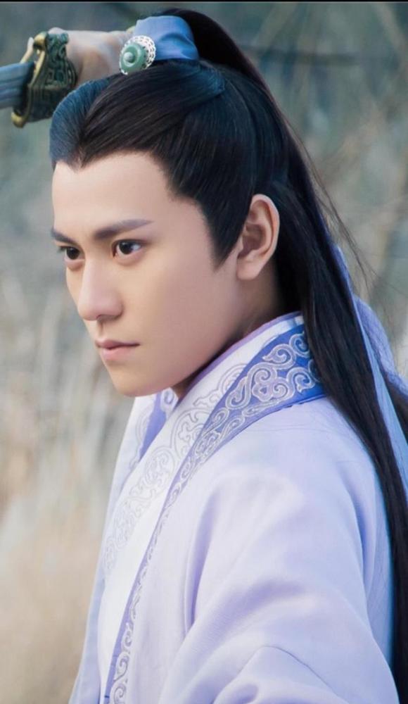 《青云志》演员现状:李易峰赵丽颖依旧大火,配角的他成长为顶流