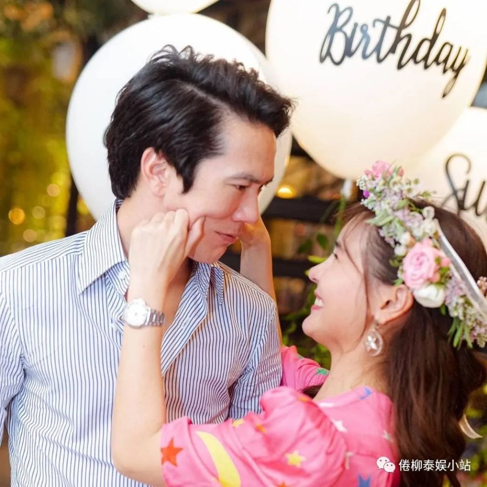 泰星aom否认与男友将在年底完婚:别人要结就结去吧,我祝福他们