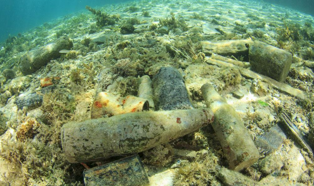 我国蛟龙号深入水下3700米眼前的景象让人感叹这还是地球