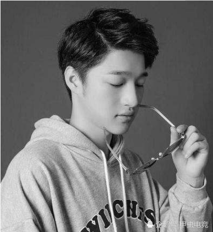 4,少东牧童是最近一段时间热度最高的和平精英主播