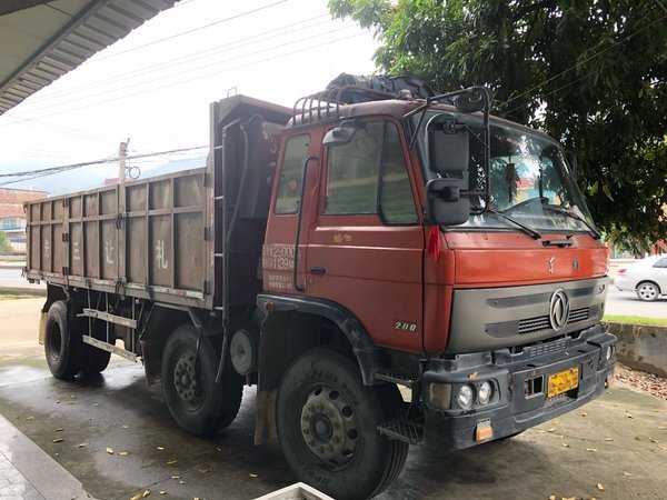 经典东风本部自卸车10年前拉煤主力军车主修修补补还能再战