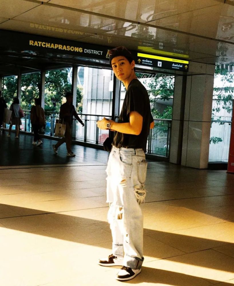 泰国潮仔凭什么抢走了我女朋友,凭他的咖喱味吗?