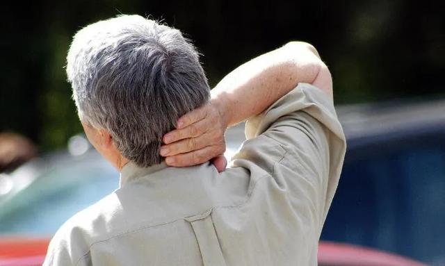 别老让颈椎"背锅",这些疾病也会眩晕