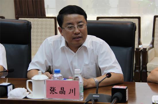 观海解局注意到,周景隆曾是"曹园"座上宾——黑龙江省人大常委会原