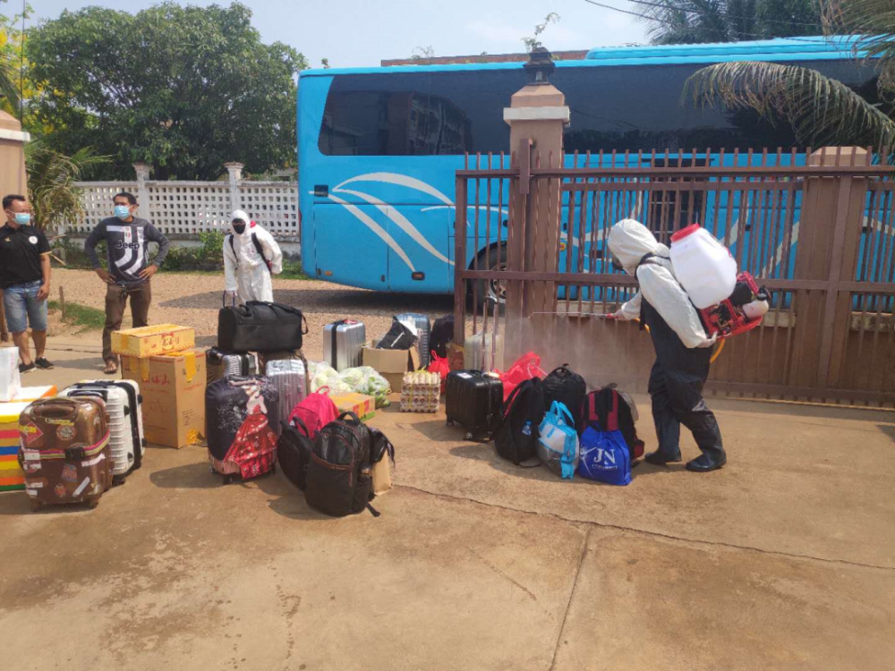 疫情当前老挝蓝天救援队疫不容辞