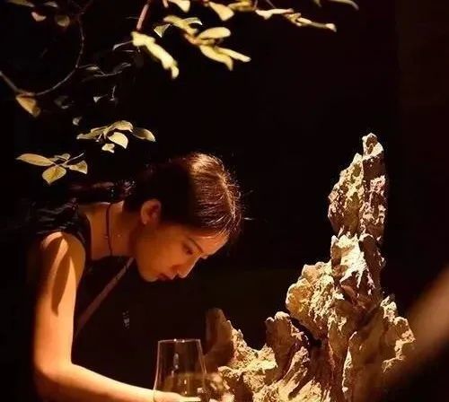 发现和创造，共同赋予石头艺术之美