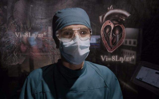 剧中患有自闭症的墨菲医生,时而讨厌的让人抓狂;时而纯粹到令人心疼