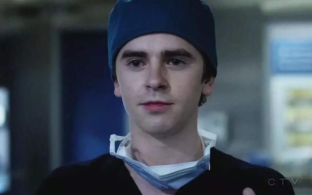 《良医》墨菲,明明可以靠脸吃饭,却偏偏要靠才华_腾讯新闻