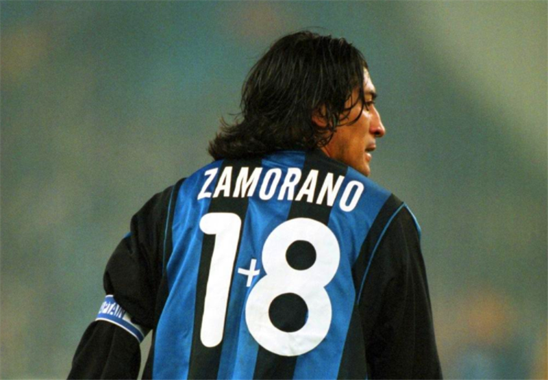 时代的精彩表现,尤文图斯与国际米兰这对宿敌才会同时看中萨莫拉诺