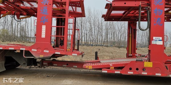 别老拿安全说事,中置轴已脱胎换骨,不信看看红岩杰狮这款轿运车