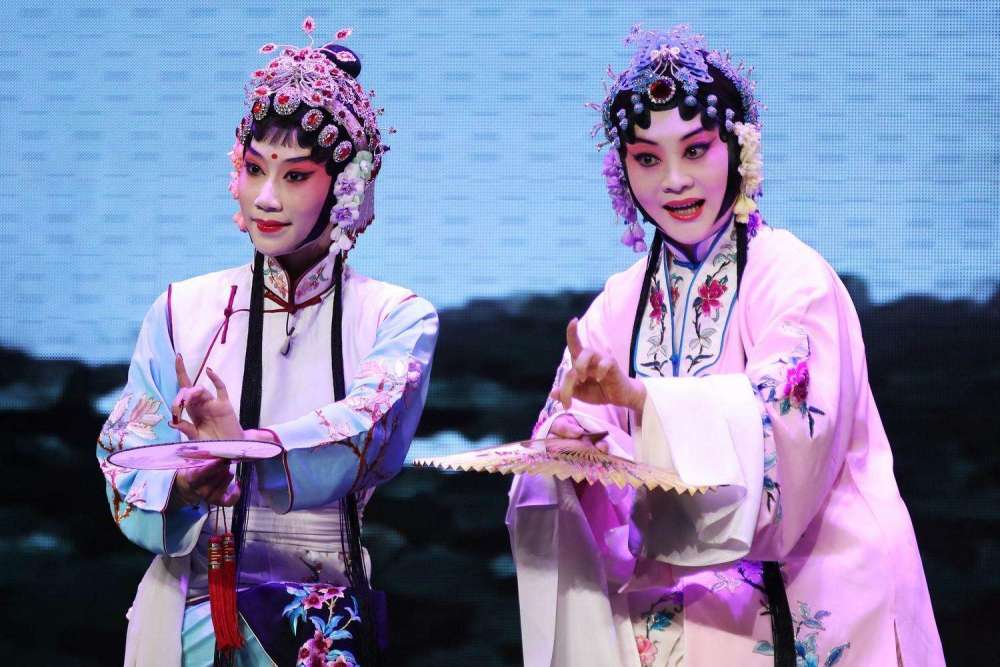 汤显祖|汤显祖晚年回顾自己的一生，写下一首感伤之作，道尽了一生的无奈