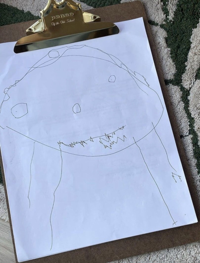 陈冠希晒妻女绘画作品满是骄傲 女儿alaia自画像可爱十足 腾讯网