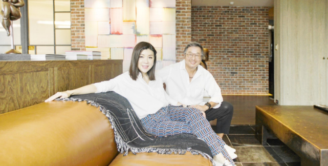 结婚26年后分居王伟忠夫妻到最后变室友