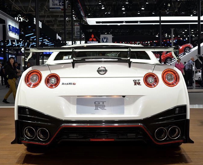 日产gtr从男孩到男人热爱始终不变500多马力27秒直线战神