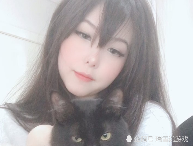 巴西女辅助Mayumi又晒新照，美颜之后判若两人