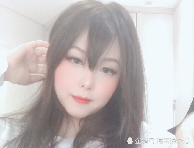 巴西女辅助Mayumi又晒新照，美颜之后判若两人
