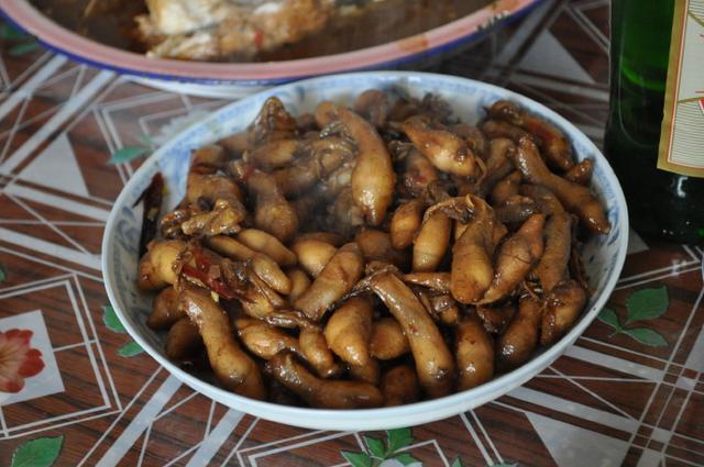 四川达州有个女骟匠,工作20多年,女人当骟匠破了天荒