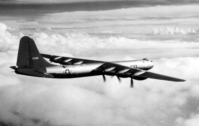 轰405轰炸机图片