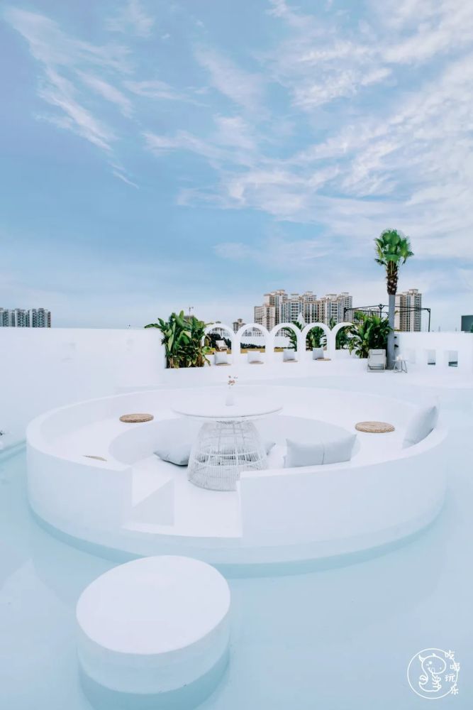 深圳1800㎡的"圣托里尼",顶楼开趴,假装在国外度假