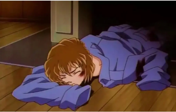 柯南:同样是变小,灰原哀变小很凄美,为何新一每次变小都像是被烤熟了?