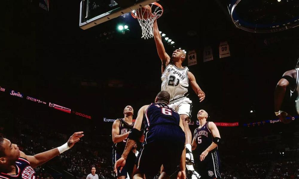 他一个人比nba一半的球队还强生涯从来没缺席过季后赛