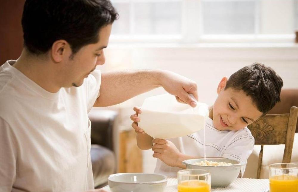 孩子不愛吃飯怎麼辦提醒若孩子有這4種狀況可能是積食了