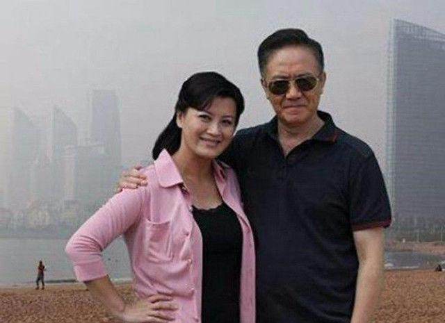 李野萍的名字虽然对于我们来说有一些陌生,但是她有个弟弟,同样也是