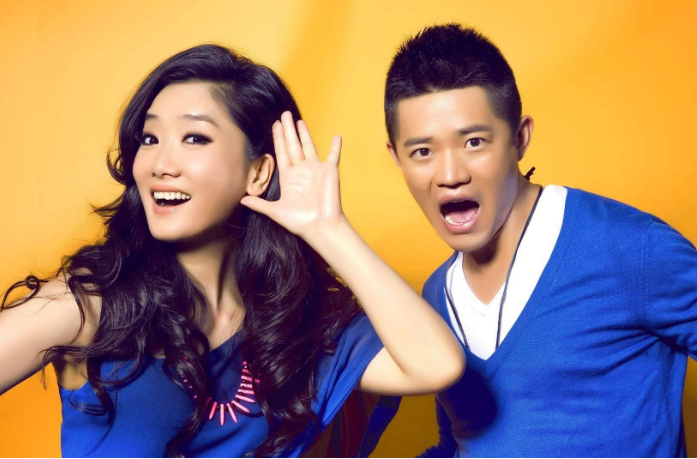 比凤凰传奇还火的男女组合,因一场车祸结成夫妻,如今却过成这般模样