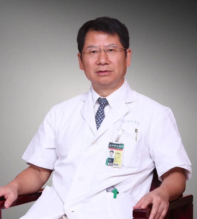 沈建雄:儿童神经肌肉型脊柱侧弯的诊断和治疗