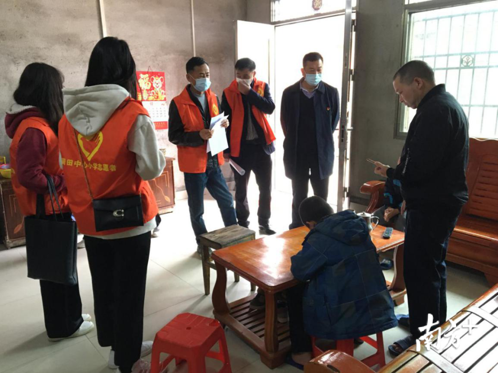 韶关仁化:确保全县1805名贫困学子应学尽学