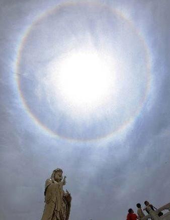 普陀山佛光之谜真的有那么神奇?