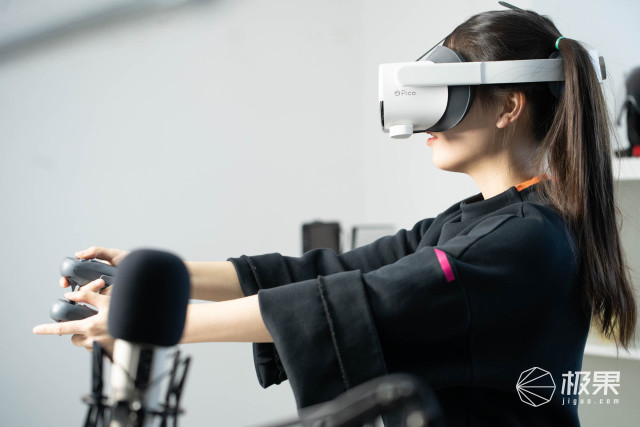 vr 独占游戏《半条命:alyx》体验:玩过原版的都老了