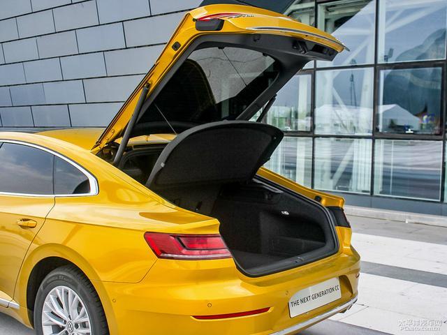 流畅运动感触手可及1030万元掀背车盘点