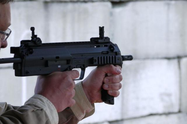 mp5是世界名枪,mp7是个人防卫武器典范,那中间的mp6是啥?