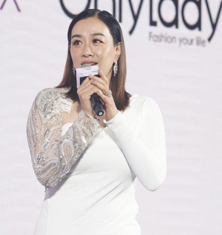 钟丽缇太自信了!,穿紧身裙暴露真实身材,丰满并不等于肥胖