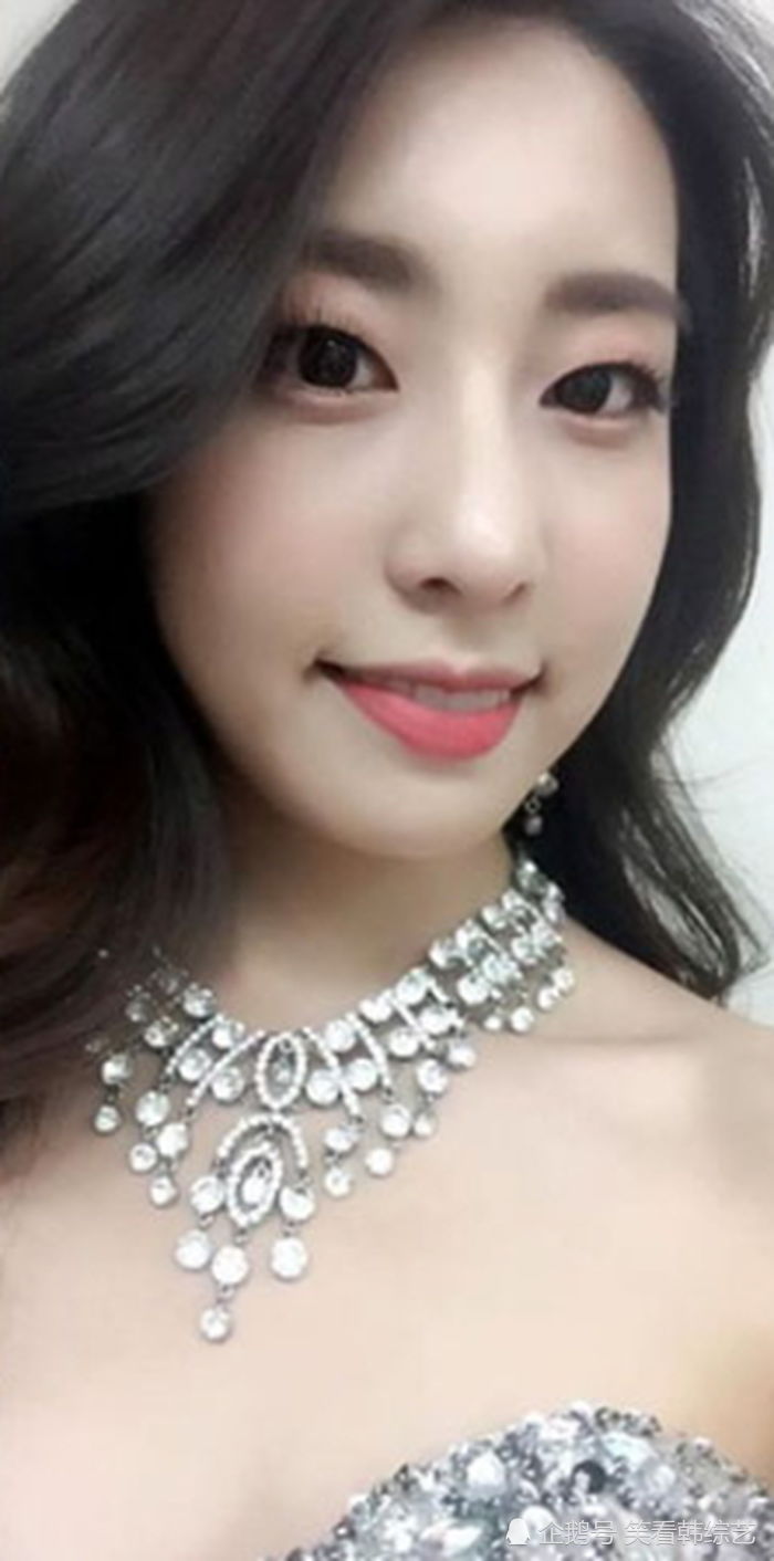 克服17岁的年龄差距今天和苏志燮结婚的幸运女神赵恩静